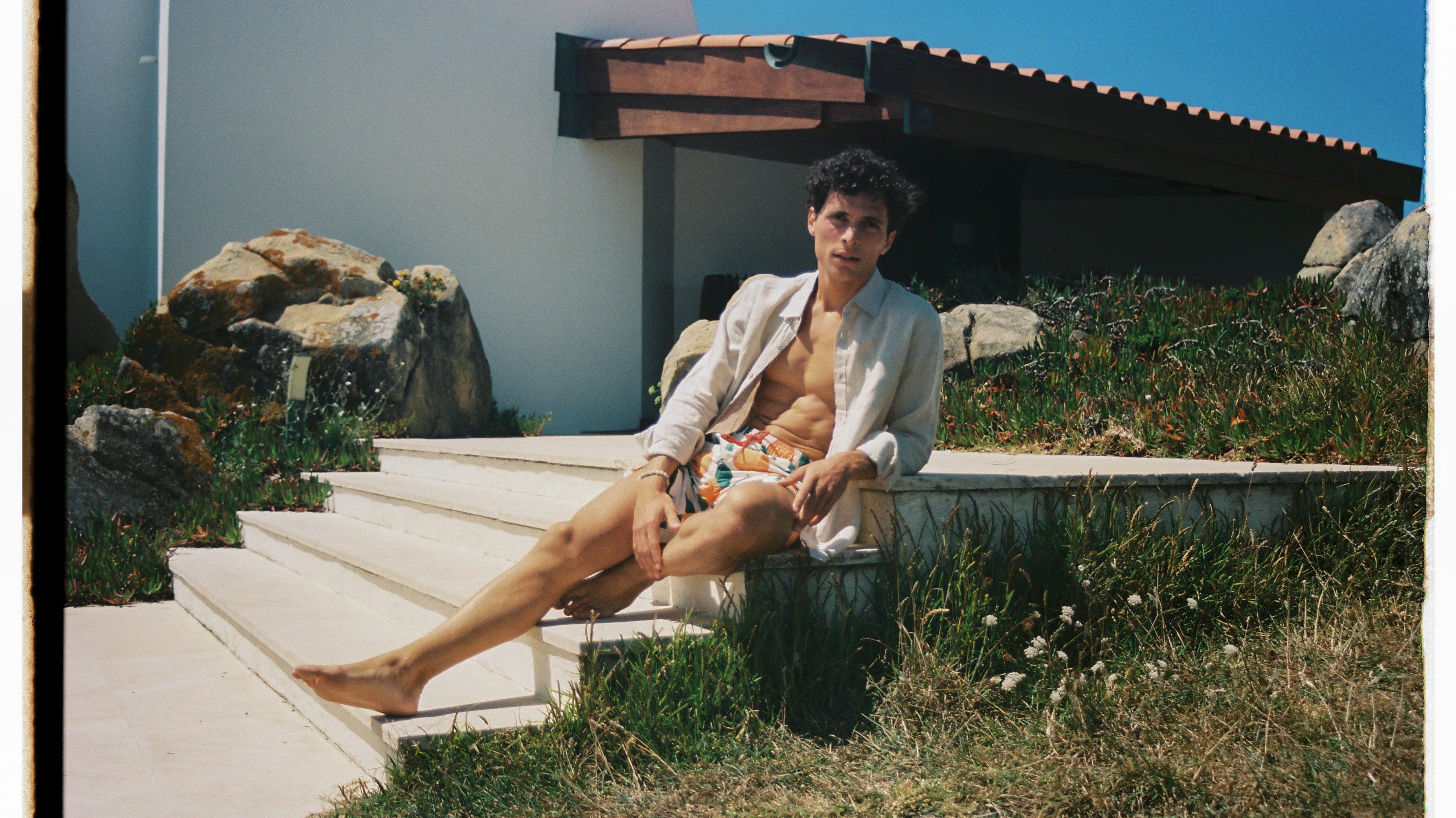 5 must-have items for any mans summer wardrobe 2023