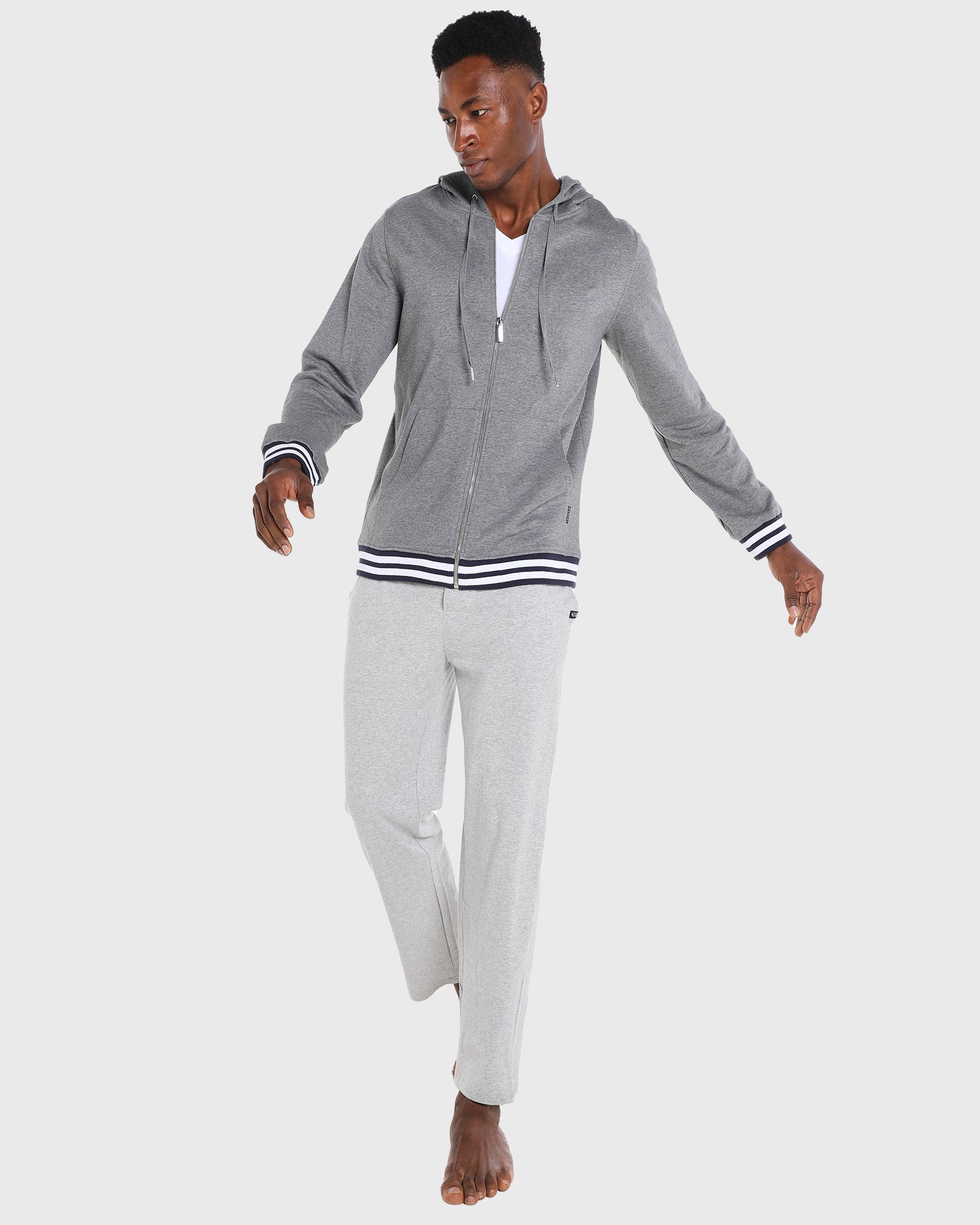 COAST Hoodie in Grey
